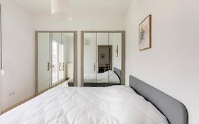 2 Bedroom Luxury Apartment